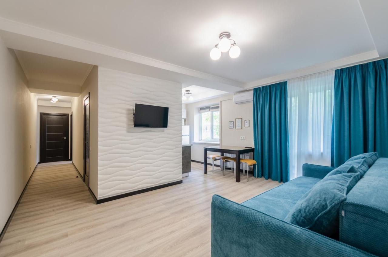 ARTAL Apartment on Obolonsky avenue 16 Kiev Extérieur photo